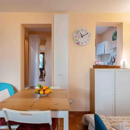 San Frediano Cozy Studio With Private Patio Apartamento