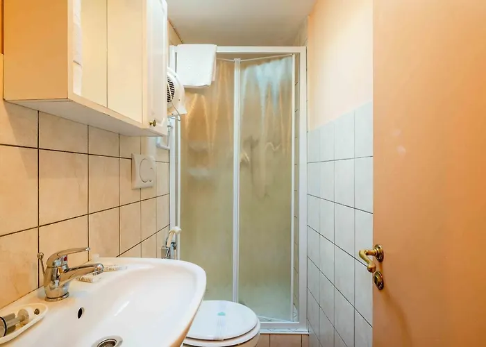 San Frediano Cozy Studio With Private Patio Διαμέρισμα *